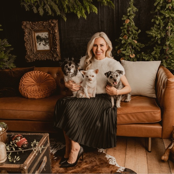 Meet your Posher, Lauren - Picture 2 of 15